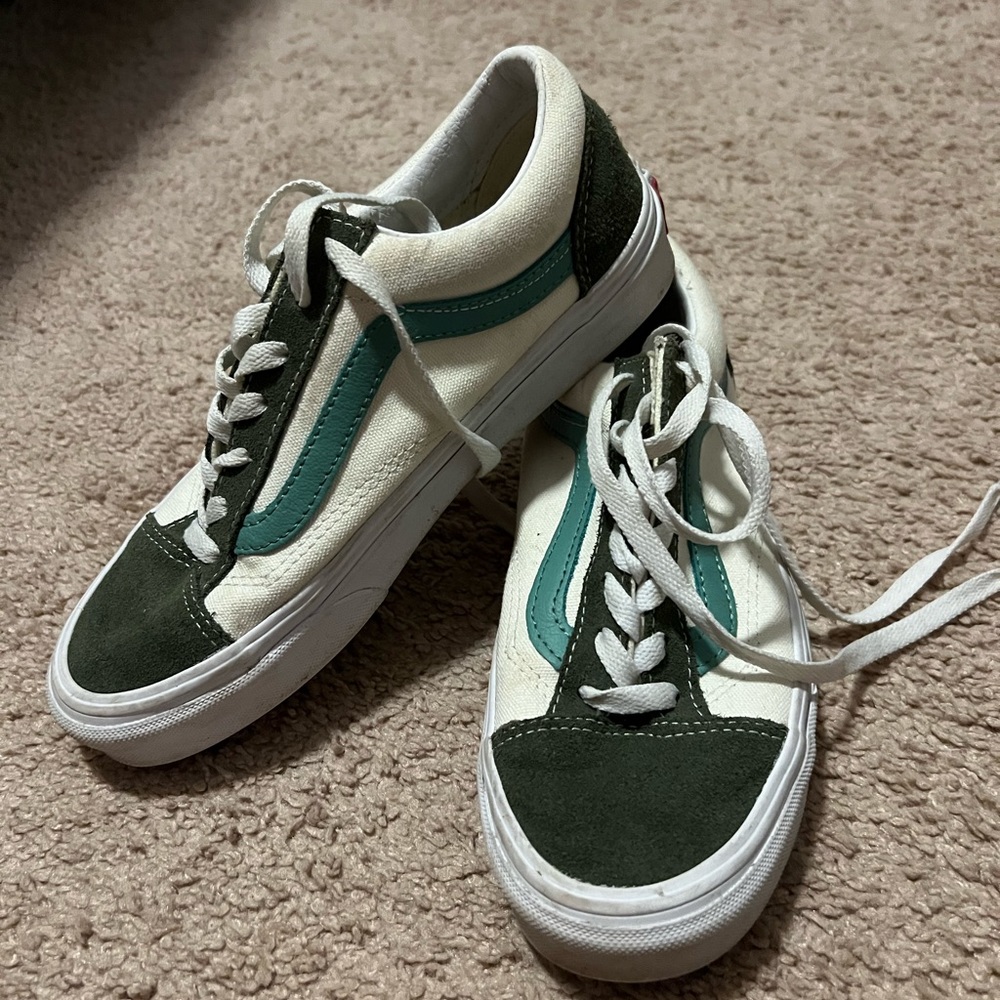 Vans Women’s size 7 Green and Blue